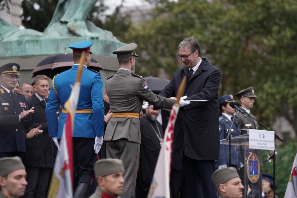 Vučić na promociji najnovije klase oficira: Potpisao sam saglasnost za obavljanje vojnog roka u trajanju od 75&nbsp;dana